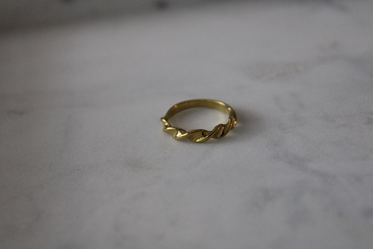 Brass Twist Ring